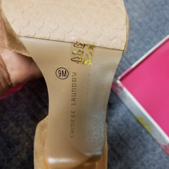 Chinese Laundry - Picture 4 of 4